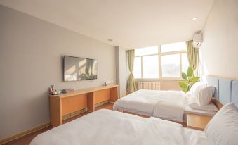 Junyi Chain Hotel (Weifang Railway Station Taihua City Store)