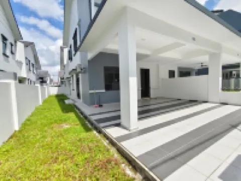 960 Taman Lagenda Kulai Johor Malysia