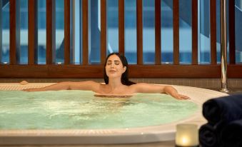 Grand Millennium Al Wahda Hotel and Executive Apartments Abu Dhabi