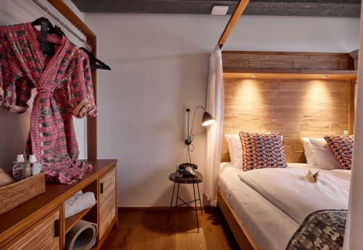 1. 마농 레 스위트..