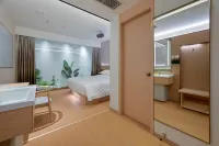 Wan Meng Holiday Hotel  (Xi 'an Bell Tower Yongningmen Subway Station Branch) Hotels in Xi'an