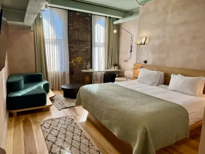 The Alan Hotels near Chinatown