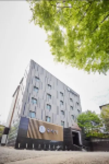 Gamsung Ryokan Hotel Usagi Отели в г. 