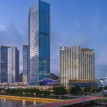 Renaissance Zhuhai Hotels near Tongxin Park