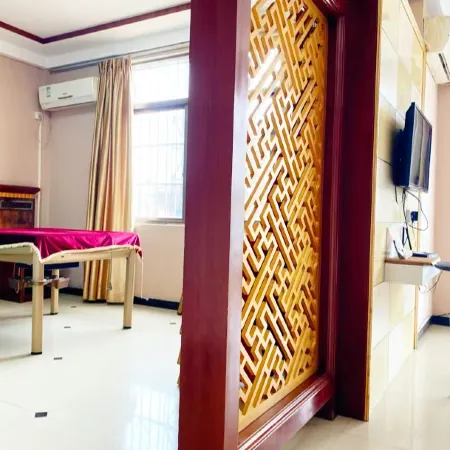 Hepu Haizhiyuan Business Hotel