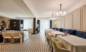 Urba S Hotel (Urumqi Hongguangshan Convention and Exhibition Center)