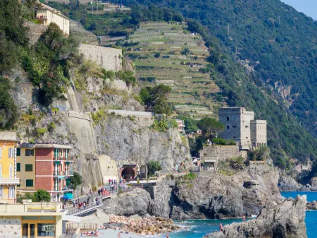 Giaella Sea View Apartment Отели рядом с достопримечательностью «Monterosso public beach (Fegina)»