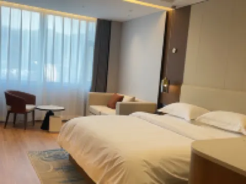 Langqiao International Hotel Hotels in Shouning