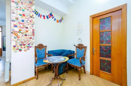 Areva Hostel Отели рядом с достопримечательностью «Площадь Свободы»