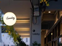 Dear Sunday Hometel Bangkok Hoteles cerca de Muelle Si Phraya