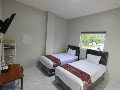 Joy Hotel Rajabasa 호텔