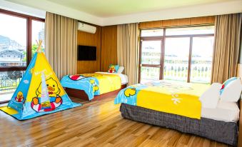 Juehai Lanyu Xunfengge Resort Hotel