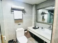 Rujia Yiju Hotel