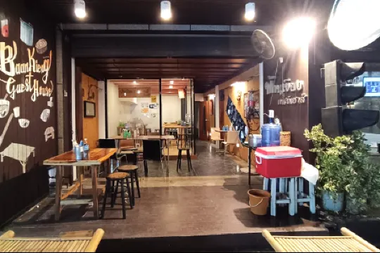 Baan Kieng Guesthouse Lampang