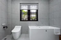Jiuzhaishan Qiuchi Hotel Hotel a Bazhong