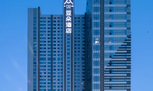 瀋陽奧體營盤街地鐵站亞朵飯店