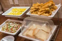 Ease Hotel (Pingshan Standard Store) - breakfast