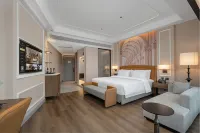 Vienna International Hotel (Taishan Changdachang Plaza) Hotels in Taishan