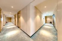 Ruyi FREEY Hotel (Guomao Bridge Shuangjing Subway Station Branch, Beijing) - balcón