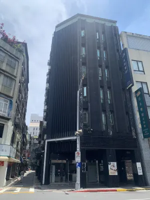 Welove meworld Inn