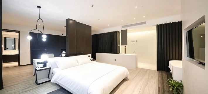 Pengmei Hotel (Wuxi Yixing Longbeishan Forest Park1287207) Hotels in Yixing