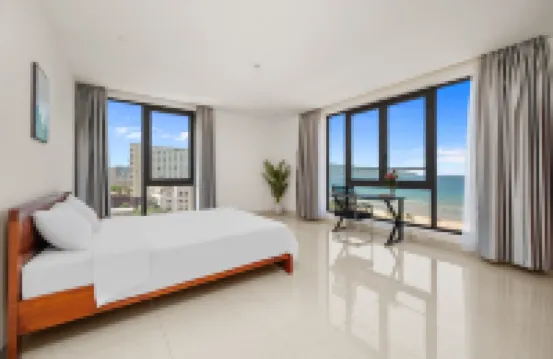 Cocorico Da Nang Beach Hotel