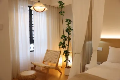 Xiamen Chayushe Inn Homestay (Dayuecheng) Hotels near Lingling Animal Kingdom - Giraffe