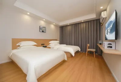 Airi Homestay (Jiuzhaigou Ancient Sentiment Store)