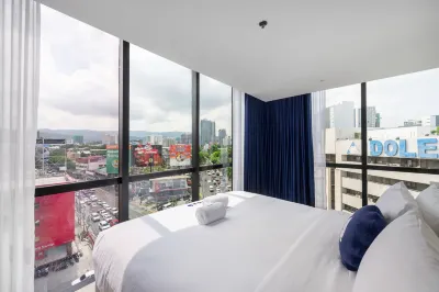 Kokotel Cebu Adira