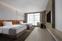 Wanda Moments Hotel, Aksu Airport