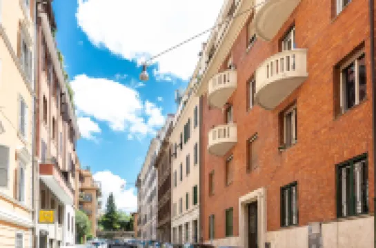 Colosseum Holidays - Marco Aurelio