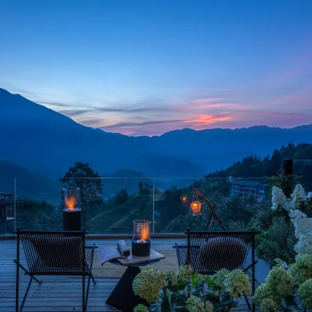 HOTEL MORO Отели в г. Луншэн