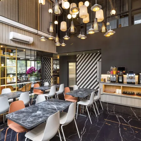 ROOMS INC Sudirman – Jakarta Отели рядом с достопримечательностью «Британский Совет»
