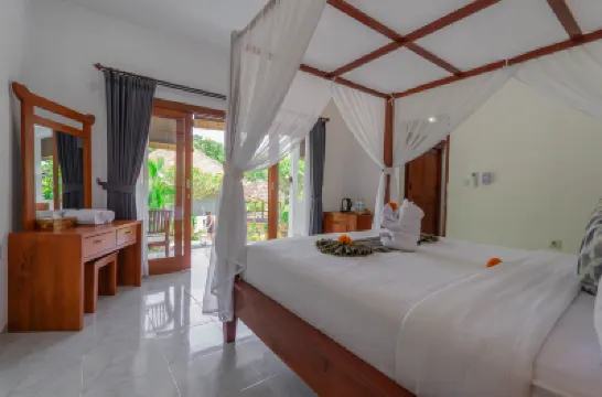 OkaOki Homestay By Bali Cabin Hoteles cerca de Jemeluk Beach