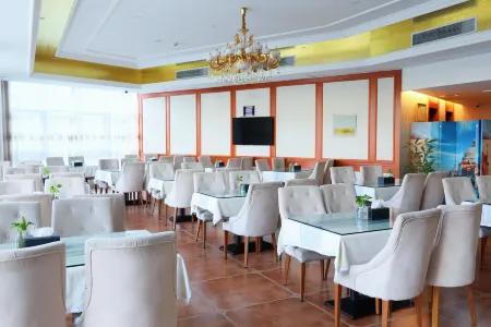 Vienna Hotel (Anxi Hengxing station Baolong Plaza) Отели в г. Анси