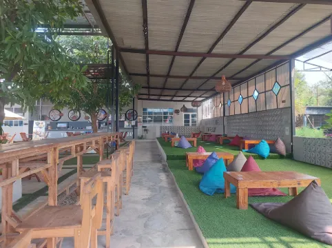 Azana BeSt Hotel Batu 餐飲 Photos