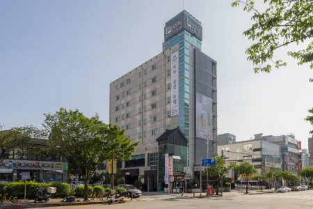 Aank Ryokan Songtan Отели рядом с достопримечательностью «Anjung-ri»