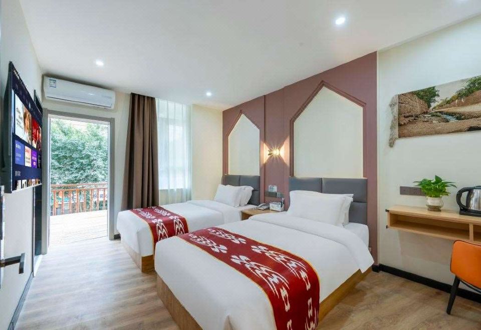 [2024년 오픈한 갤럭시 칭멍 베드 앤 브렉퍼스트의 깔끔한 로비 모습]