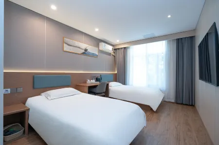 Yueju Hotel (Shanghai Songjiang University Town Branch) Отели рядом с достопримечательностью «Shanghai University of Engineering Science (Longteng Road)»