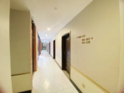 Manju Hotel (Yantai Mountain)