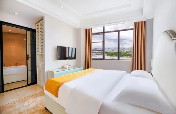 竹溪168假日酒店（武陵不夜城竹溪廣場公園店）