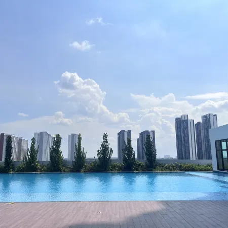 3min MMU, UOC | Couple 2pax Studio | Modern Home