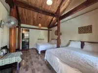 Phong Nha Ecolodge Homestay & Tours - Mountain View