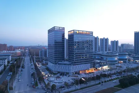 Vienna 3 Best Hotel (Huaibei Lieshan University Town Huayi Square)