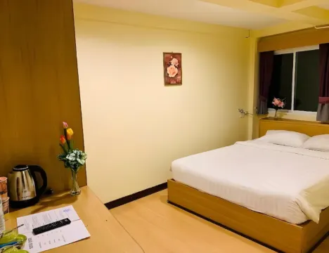 ห้องสแตนดาร์ด เตียงใหญ่ 1 เตียง