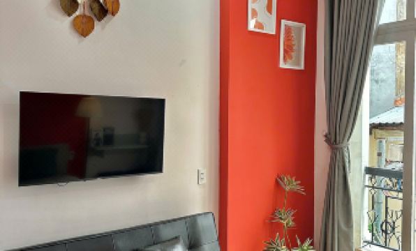 Tahug House - Le Thanh Ton Street