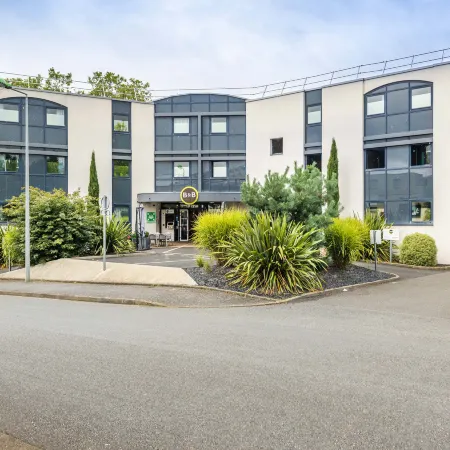 B&B HOTEL Cholet Sud