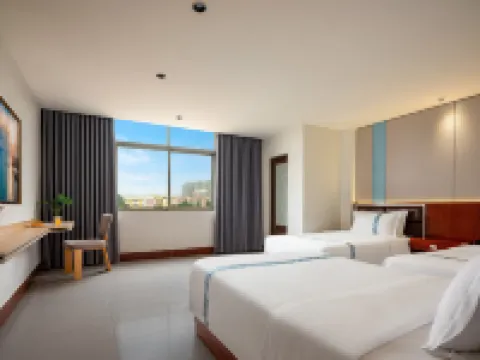 Fudian Hotel (Beihai High-speed Railway Station No.8 Middle School Branch) Hotels in Beihai