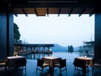 Qing XIA Shan Ju Resort Hotel