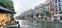Grand Central Hotel- Vinhomes Ocean Park 3 Hotels in 